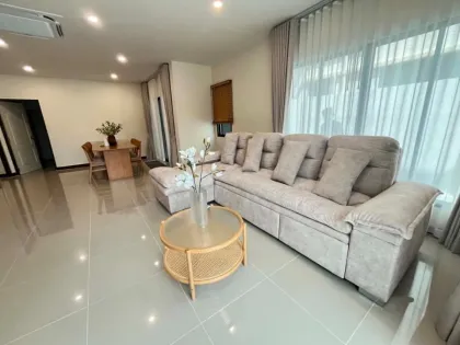 Moderne 4-Schlafzimmer-Villa zur Miete in Bangjo Baanphon, Thalang