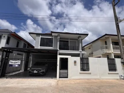 Moderne 4-Schlafzimmer-Villa zur Miete in Bangjo Baanphon, Thalang