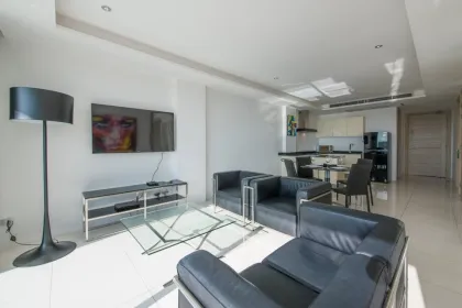 Apartamento de 2 habitaciones en alquiler en Kata con vista al mar