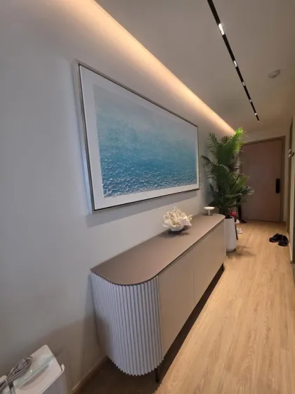 Luxury Lake View Condo with 2 Bedrooms and 2 Bathrooms