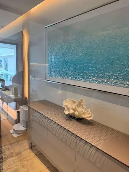 Luxury Lake View Condo with 2 Bedrooms and 2 Bathrooms