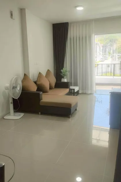 Hermosa casa esquinera de 3 dormitorios en alquiler en Thalang, Phuket