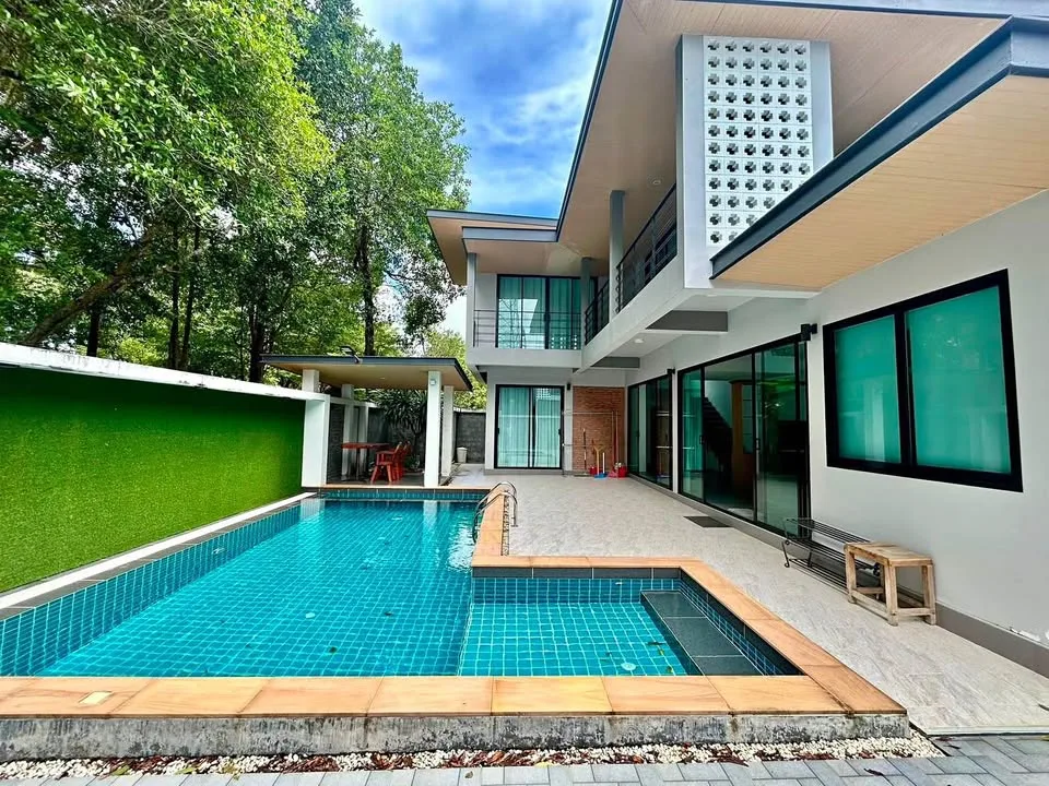 Villa privada con piscina en alquiler en Paklok con 3 habitaciones
