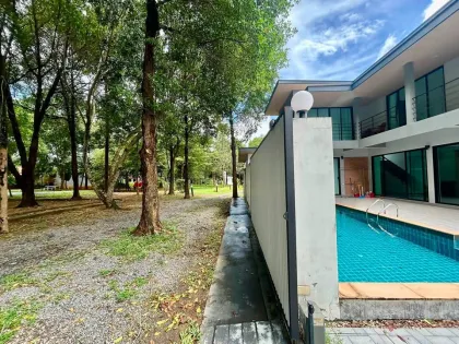 Villa privada con piscina en alquiler en Paklok con 3 habitaciones