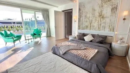 Luxury Beachfront Villa for Rent in Rawai - 4 Beds, 4 Baths
