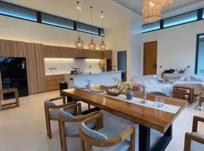 4-Bedroom, 5-Bathroom Pool Villa for Rent in Paklok