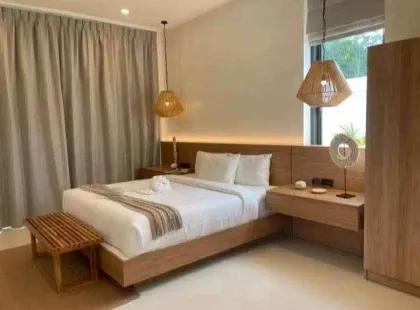 4-Bedroom, 5-Bathroom Pool Villa for Rent in Paklok