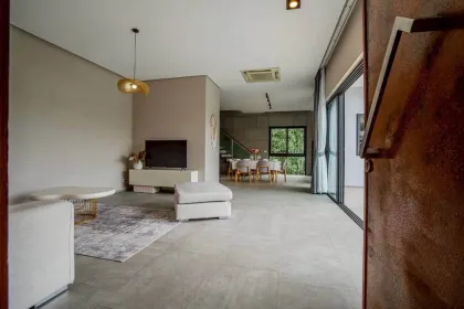 Luxury 4-Bed 4.5-Bath Pool Villa for Rent in Kimera, Chalong