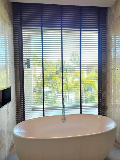 Luxuriöse 4-Zimmer-Poolvilla nahe IKEA zu vermieten