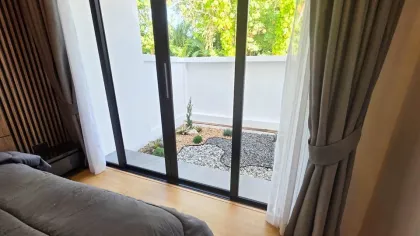 Private Luxus-Poolvilla mit 3 Schlafzimmern & 4 Bädern in Thalang