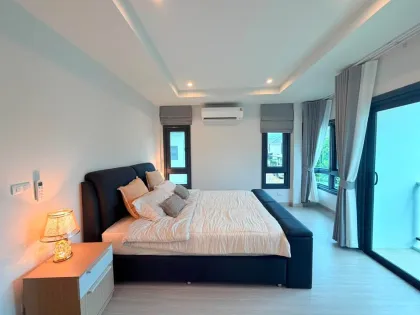 Modern 4 Bedroom Family Home with Lake View in Supalai Lake Ville