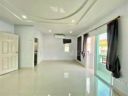 3 Schlafzimmer, 3 Badezimmer Villa zur Miete in Kathu