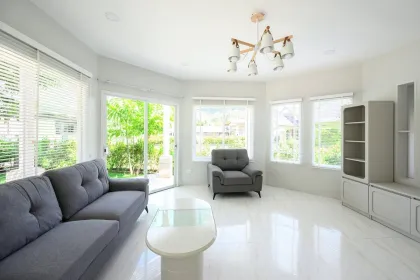 Maison à louer : 4 chambres, 3 salles de bain à Chalong, Phuket