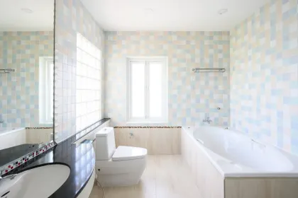 Maison à louer : 4 chambres, 3 salles de bain à Chalong, Phuket