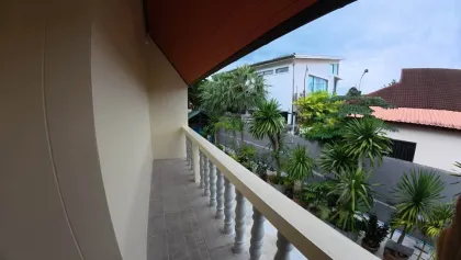 Spacious 2-Bedroom Detached House with Land in Kamala