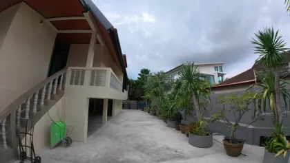 Spacious 2-Bedroom Detached House with Land in Kamala