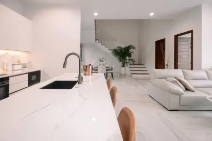Brandneue 5-Zimmer-Poolvilla nahe Kamala Beach