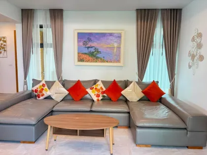 4-Bedroom Brand New Pool Villa for Rent in Cherng Talay