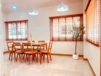 Moderne 3-Zimmer-Villa zur Miete in Neramit 1 Village, Talang