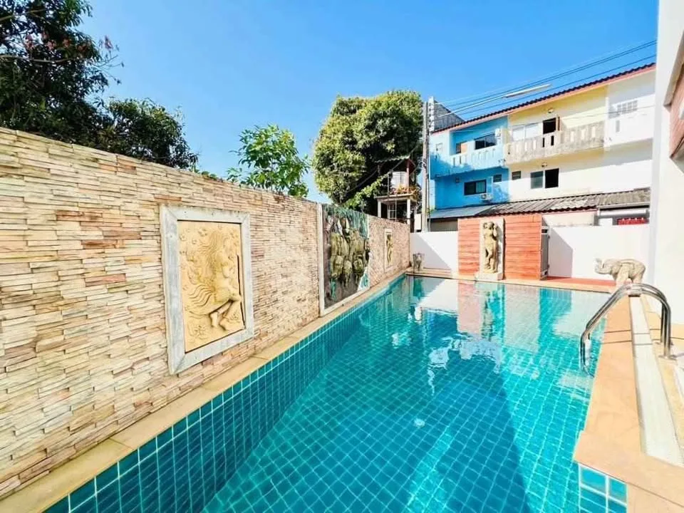 Modern 3-Bedroom Villa with Private Pool for Rent in Thalang