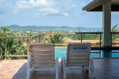 Stunning 5-Bedroom Seaview Pool Villa in Chalong