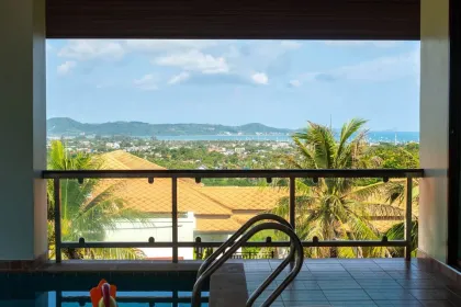 Stunning 5-Bedroom Seaview Pool Villa in Chalong