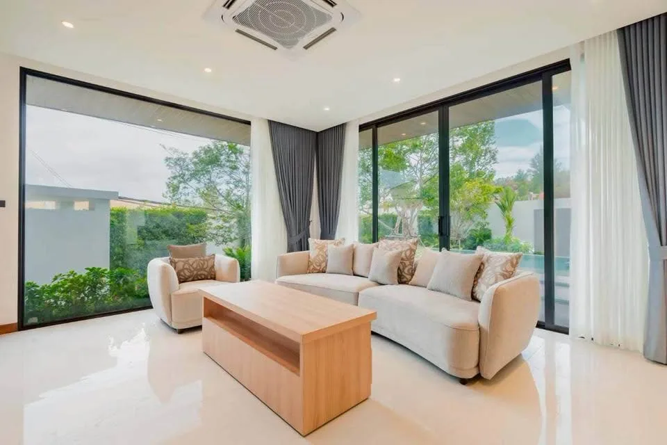 Luxury 5-Bedroom Villa with 6 Baths for Rent in Rawai, Phuket