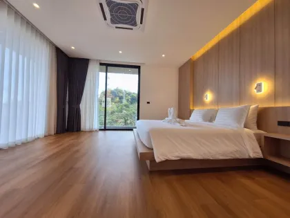 Luxury 5-Bedroom Villa with 6 Baths for Rent in Rawai, Phuket