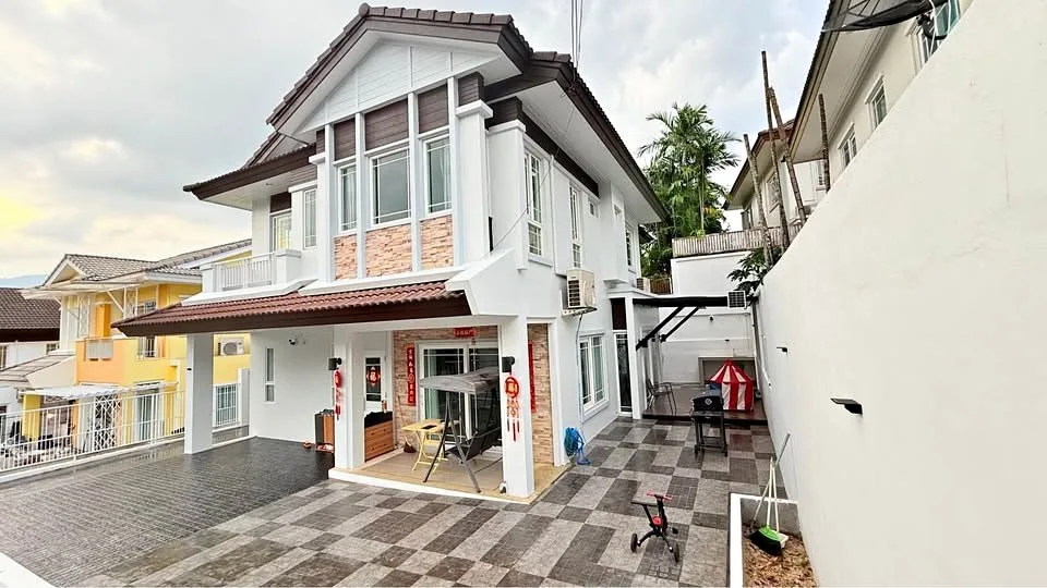 Spacious 3-Bedroom Villa for Rent in 88 Land & House, Chalong