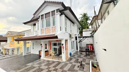 บ้านวิลล่าขนาด 3 ห้องนอนให้เช่าใน 88 Land & House ชะลัง