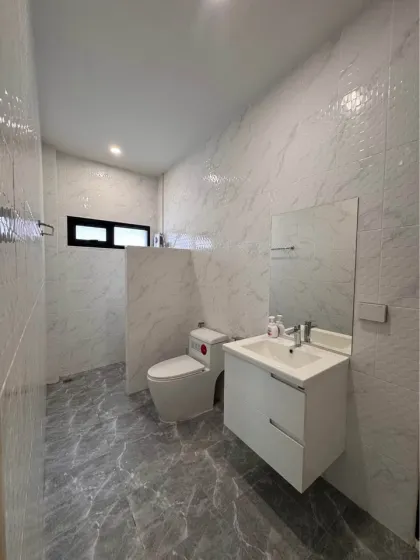 Neu 4-Zimmer-Villa mit 3 Bädern zur Miete in Bangjo Baanphon, Thalang