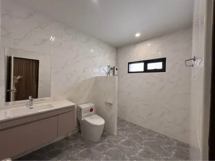 Neu 4-Zimmer-Villa mit 3 Bädern zur Miete in Bangjo Baanphon, Thalang