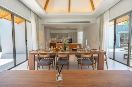 Villa de lujo con piscina en alquiler en Anchan Tropicana, Cherng Talay, Phuket
