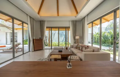 Villa de lujo con piscina en alquiler en Anchan Tropicana, Cherng Talay, Phuket