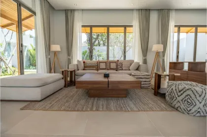 Villa de lujo con piscina en alquiler en Anchan Tropicana, Cherng Talay, Phuket