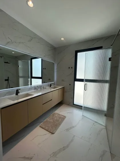 Villa de luxe moderne 4 chambres avec piscine à louer à Rawai