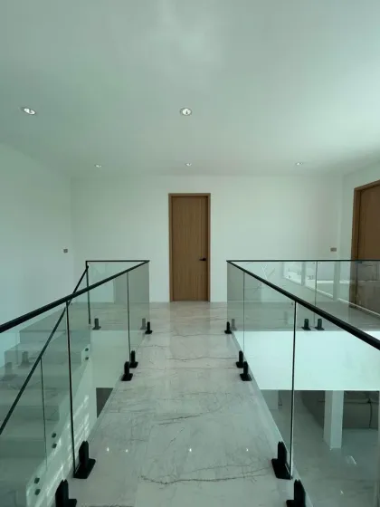 Villa de luxe moderne 4 chambres avec piscine à louer à Rawai