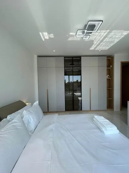 Villa de luxe moderne 4 chambres avec piscine à louer à Rawai