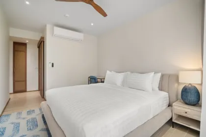 Condo Deluxe de 3 Habitaciones en Laguna Beach Residences Reef