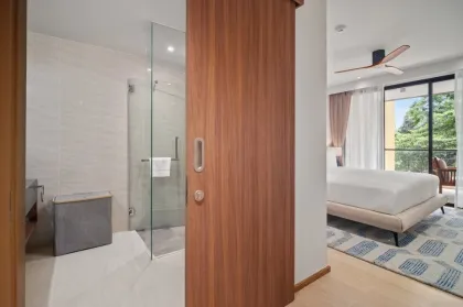 Condo Deluxe de 3 Habitaciones en Laguna Beach Residences Reef