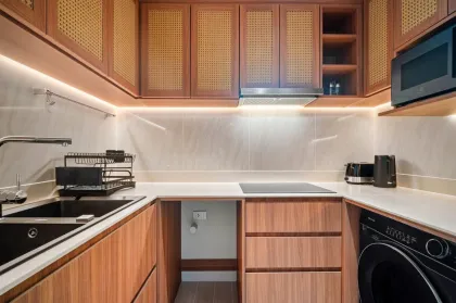 Condo Deluxe de 3 Habitaciones en Laguna Beach Residences Reef