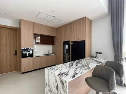 Geräumige 5-Schlafzimmer-Poolvilla zur Langzeitmiete in Cherng Talay