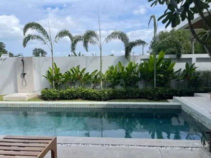 Luxury Private Pool Villa with 4 Bedrooms and 5 Bathrooms in Talang