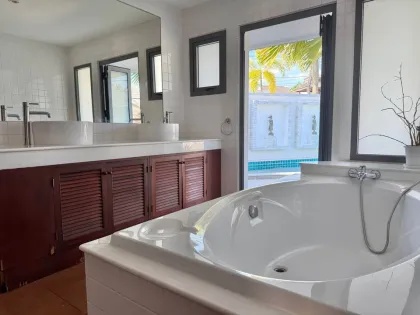 Private 4-Zimmer Innenhofvilla mit Pool im Loch Palm Golf Club, Phuket