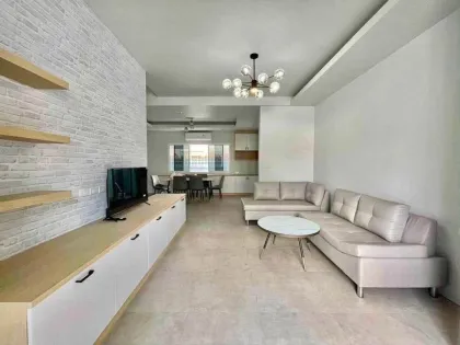 4-Bedroom Family Home with 3 Baths in Secure Chalong Community