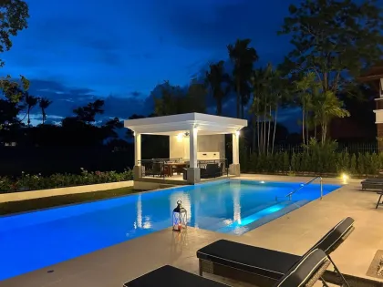 Luxus-Villa mit 7 Schlafzimmern in Laguna, Phuket zu vermieten