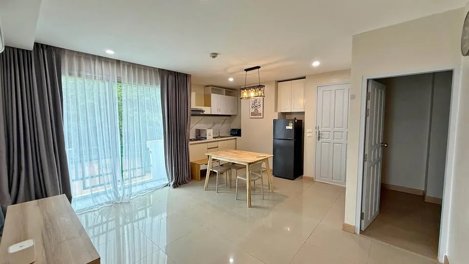 Condominio de 2 dormitorios en alquiler en The Point Phuket, Kathu