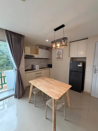 Condominio de 2 dormitorios en alquiler en The Point Phuket, Kathu