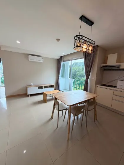 Condominio de 2 dormitorios en alquiler en The Point Phuket, Kathu