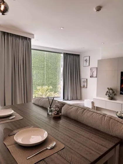 1 Bedroom Apartment with Pool View at The Aqua - Boat Avenue
